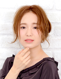 ターバンを編み込んだ 上級三つ編みアレンジ