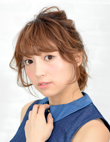 横顔美人な愛されポニーテール