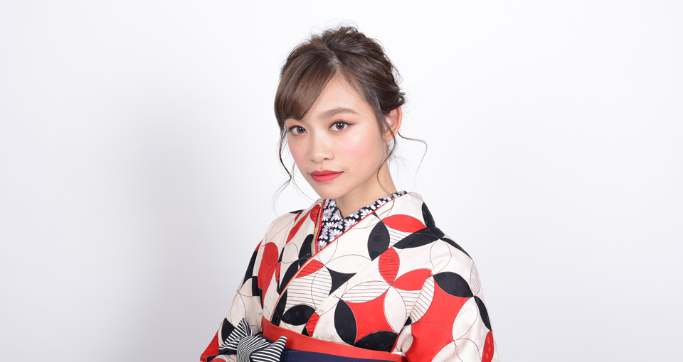 【袴】モダンなゆる編みお団子スタイル