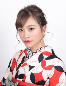 【袴】モダンなゆる編みお団子スタイル