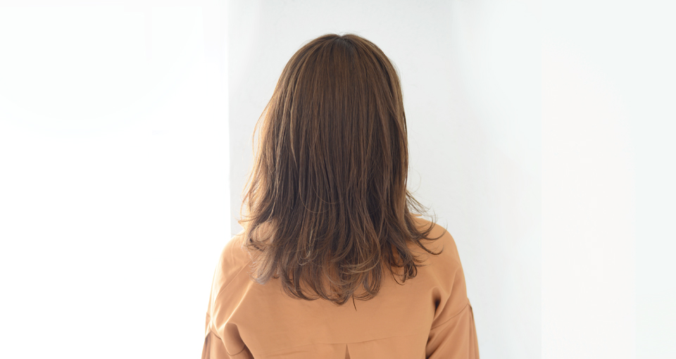 フリンジバングのロングマッシュウルフ