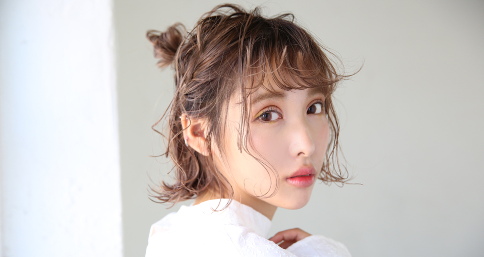 ボブで作るハーフアップのメッシーバン