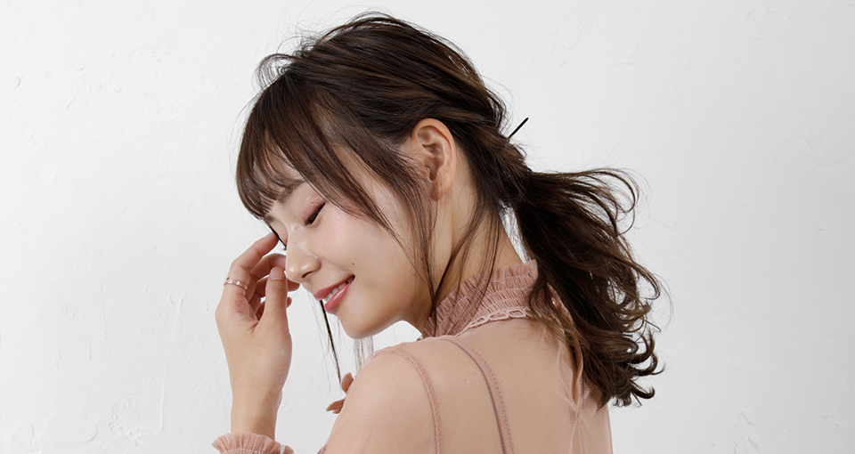 抜け感アップ簡単まとめ髪
