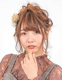 華やかお花のアップヘアアレンジ
