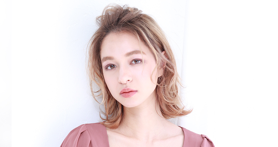 大人可愛いポンパドール風アレンジ