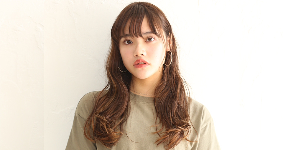 大人カジュアル×ゆるふわウェーブ