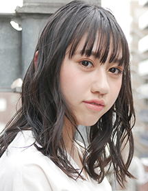 黒髪ゆるふわセミロング