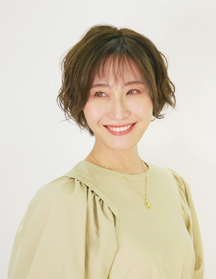 大人可愛いミセスショート