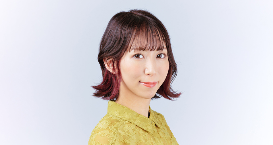 インナーカラー×くびれ大人ミディ