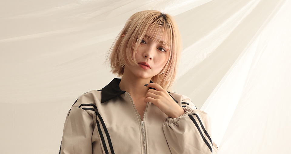 切りっぱなしハイトーンボブ
