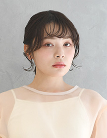 大人かわいい二段三つ編みアレンジ