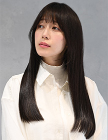サラツヤストレートロング