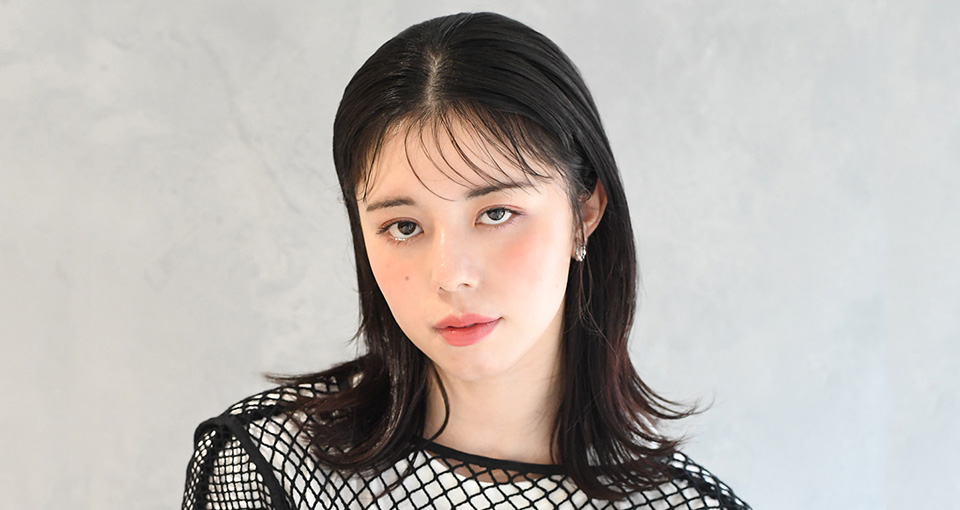 タイトな耳掛けスタイル
