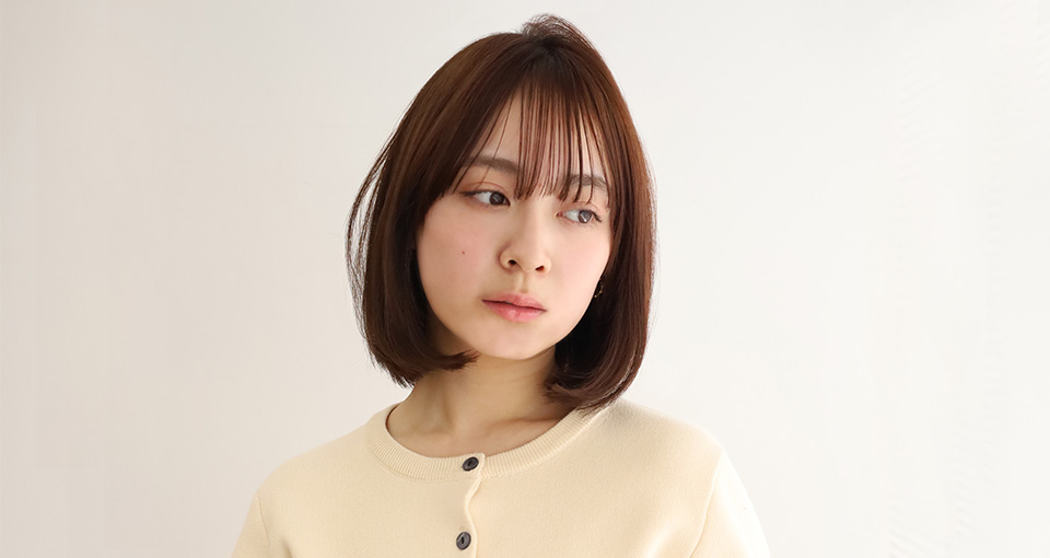 フェミニンワンカールボブ